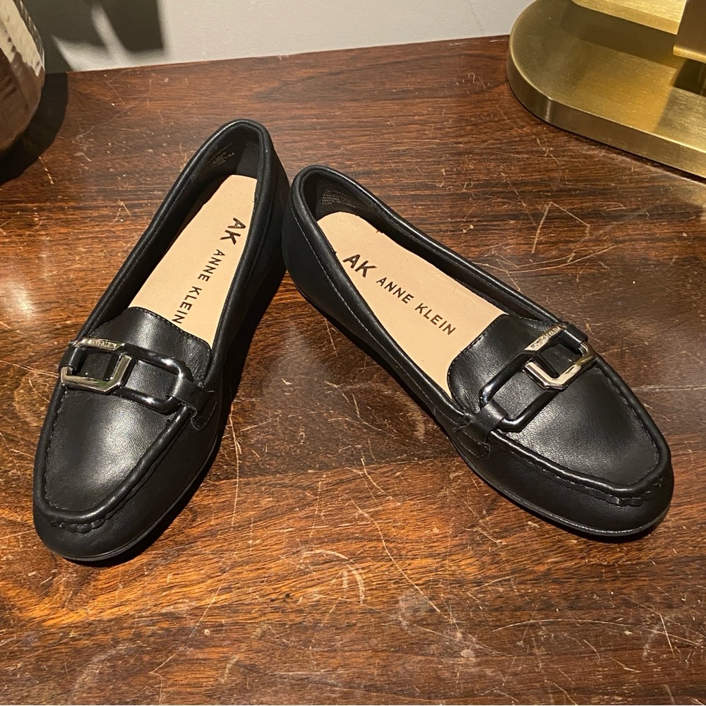 Anne Klein Women's Black Loafers